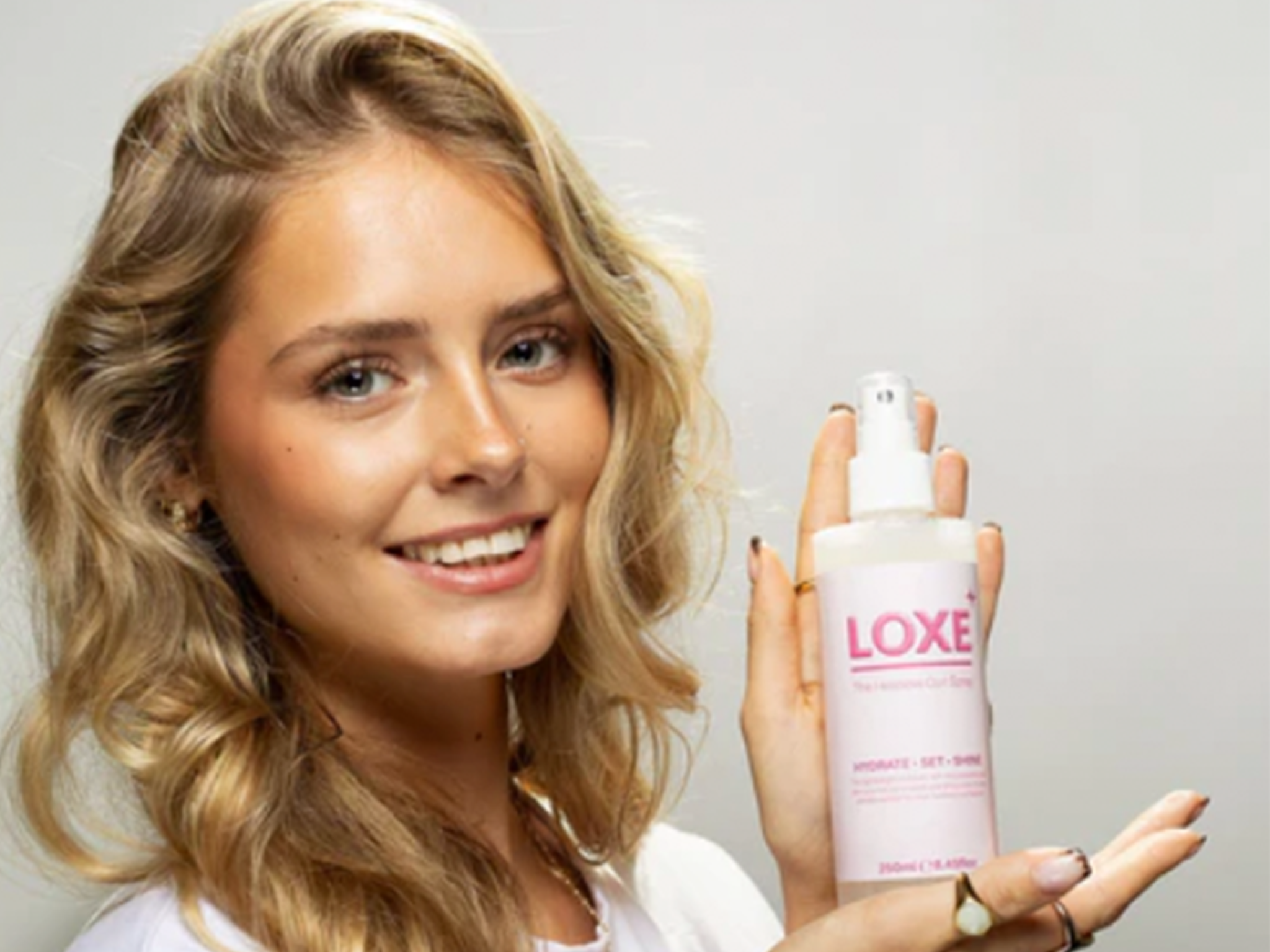 Loxe curl spray